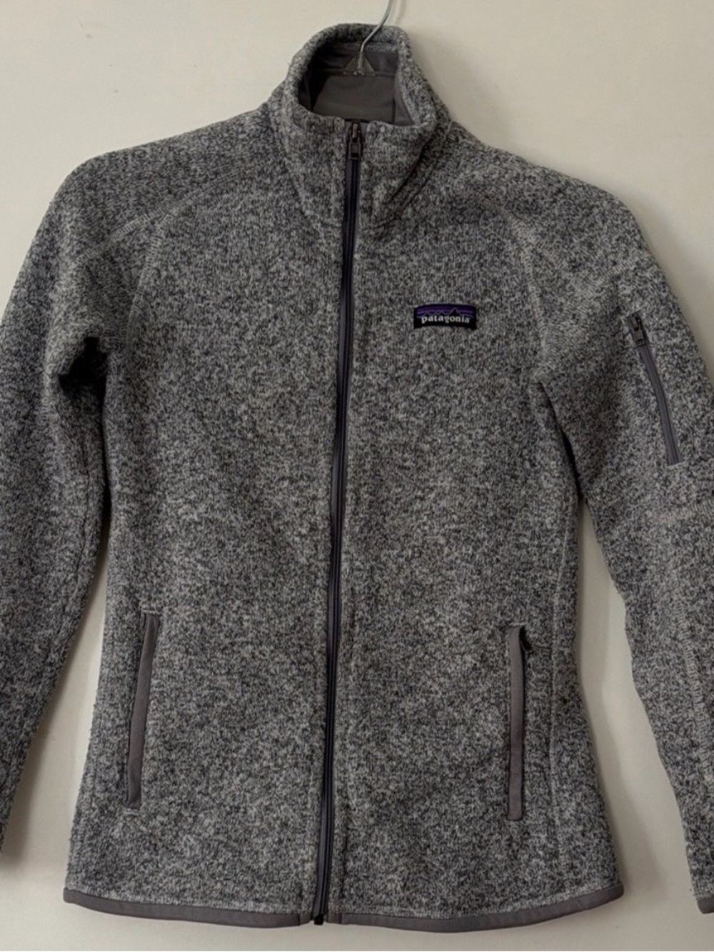 Patagonia Women's Gray better sweater Fleece Jacket gently used